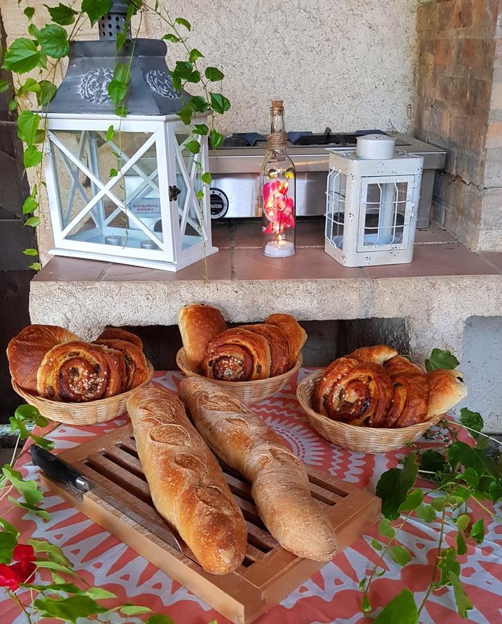 Domaine De Potofayol Bed & Breakfast Lacropte Exterior photo